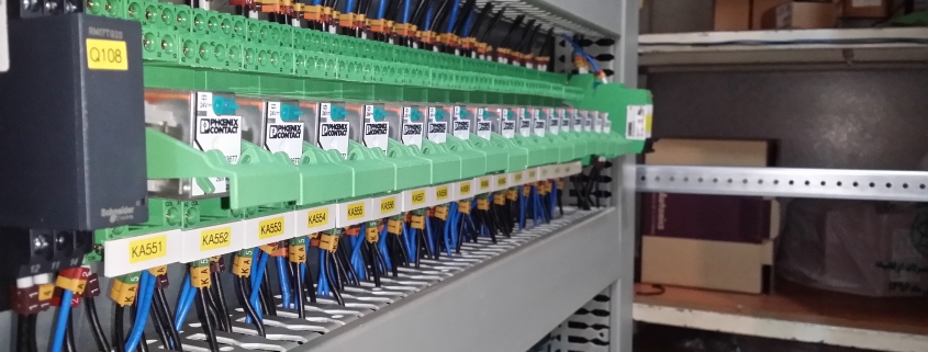 تابلو برق ماشین آلات صنعتی